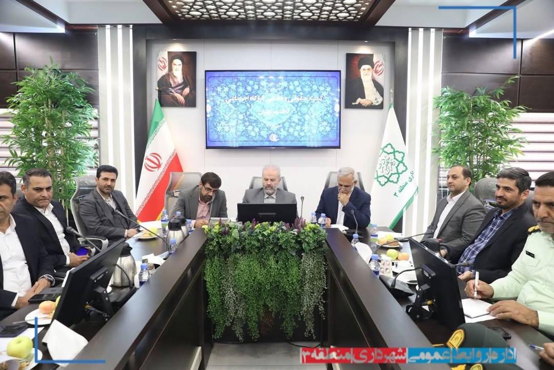 کمیته حقوقی و قضایی قرارگاه اجتماعی کلانشهر تهران در منطقه ۳ برگزار شد